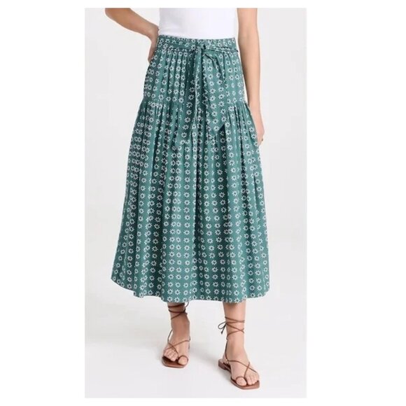 THE GREAT The Highland Skirt in Green Floral - Picture 1 of 13